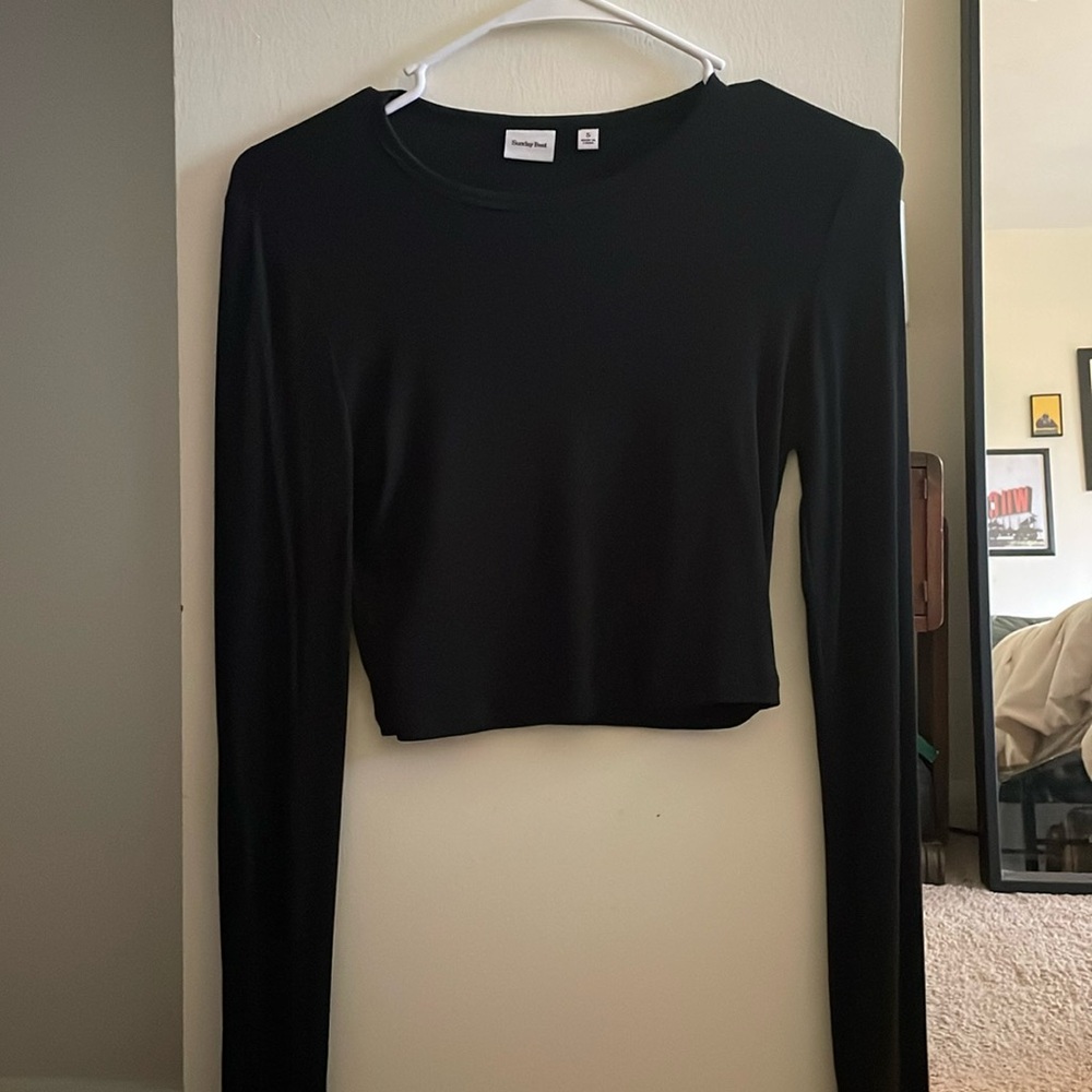 EUC Aritzia long sleeve